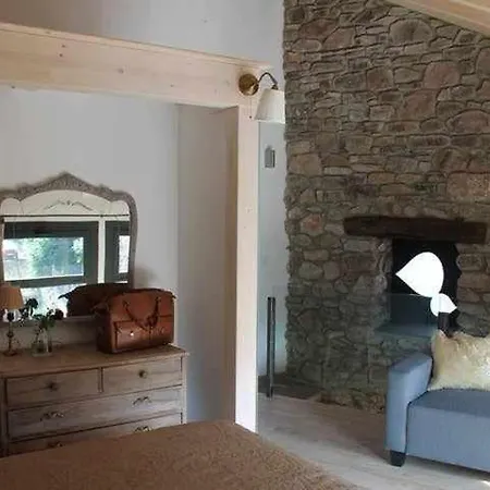 Casa Con Arte En El Pirineo Nyaraló